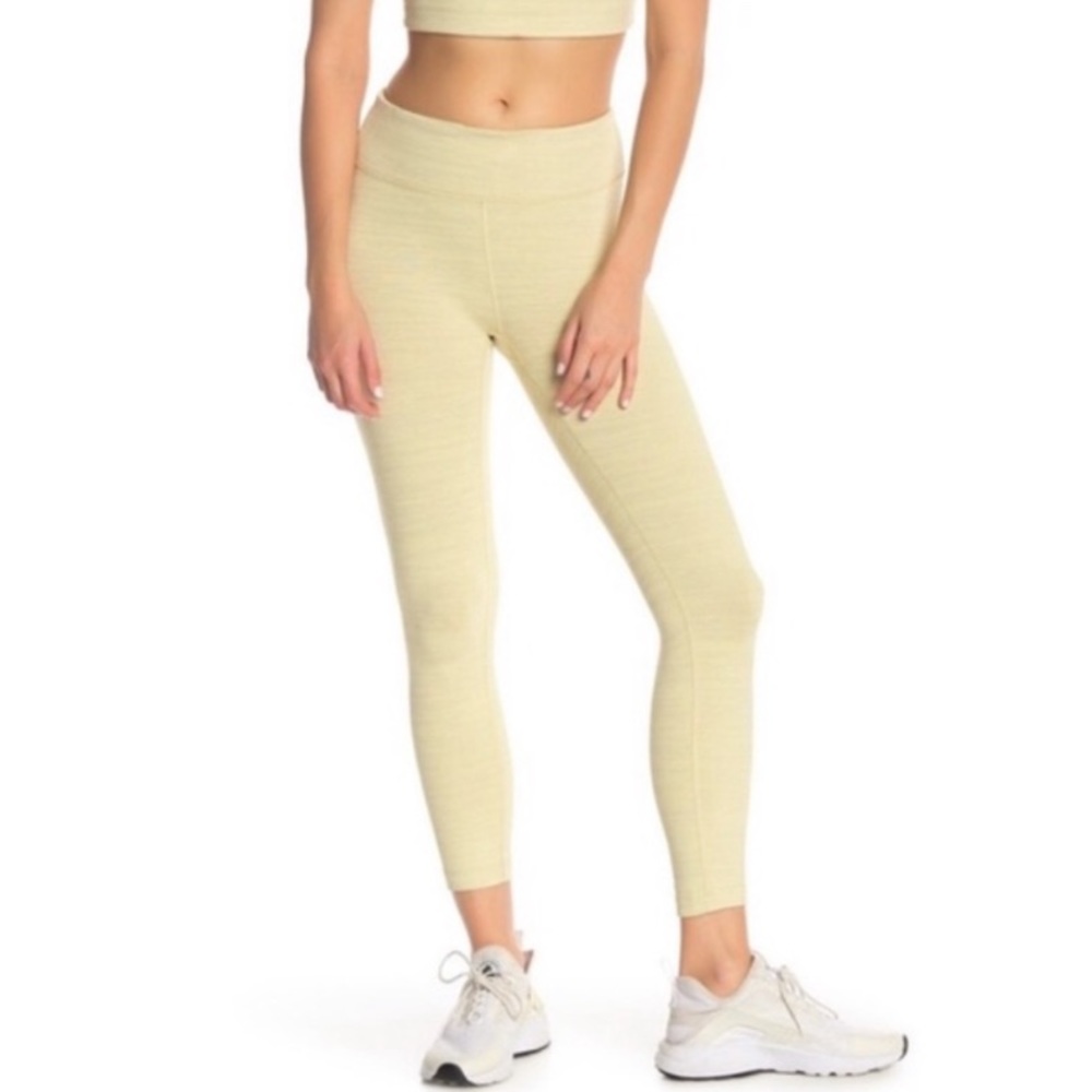 Pale Yellow TechSweat Leggings